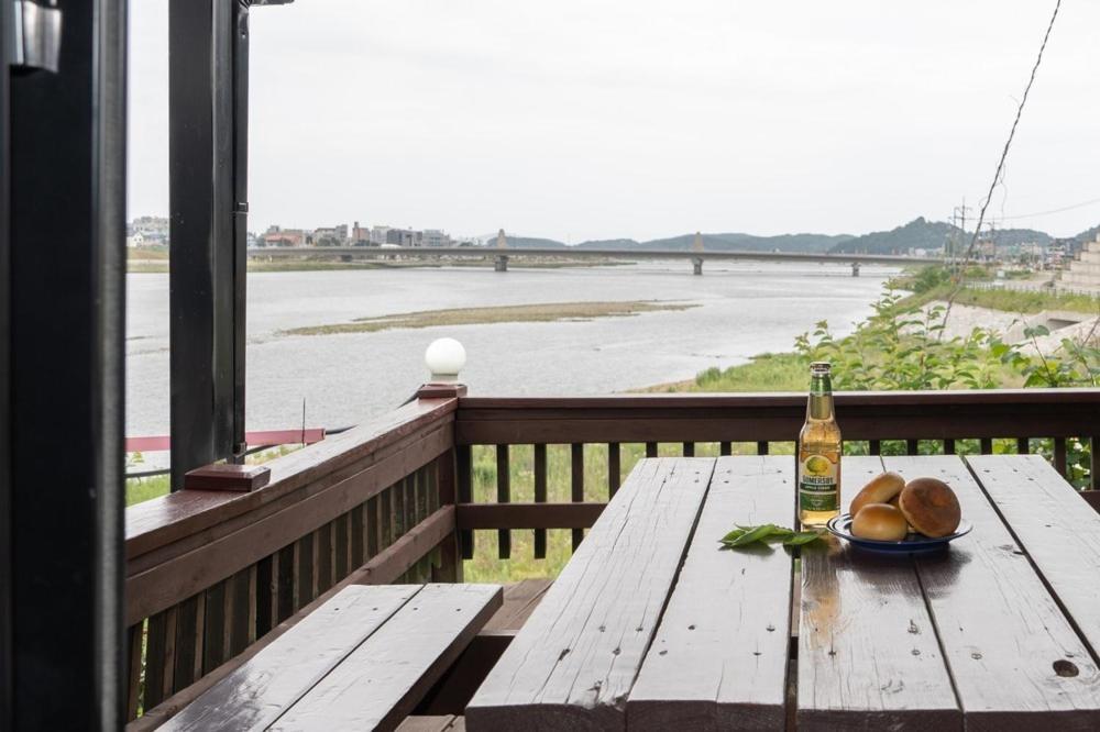 Yangyang River Pension Pokoj fotografie